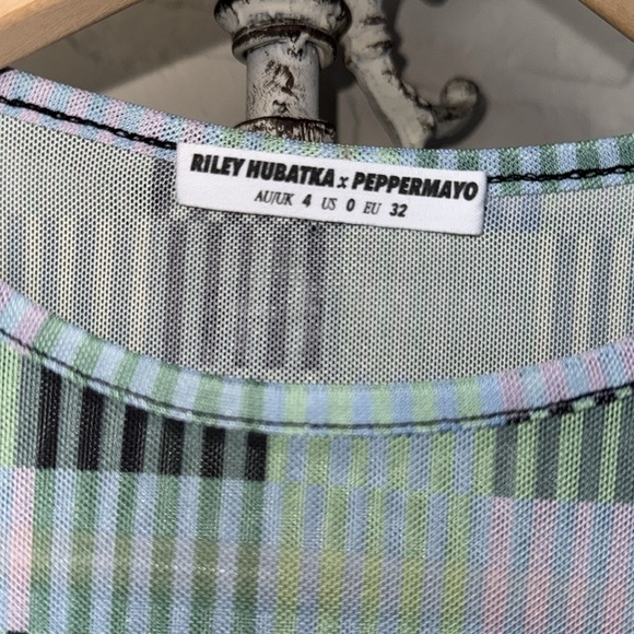 Riley Hubatka x Peppermayo shirt Stylish Green Checkered cropped sz 0 - Picture 4 of 4